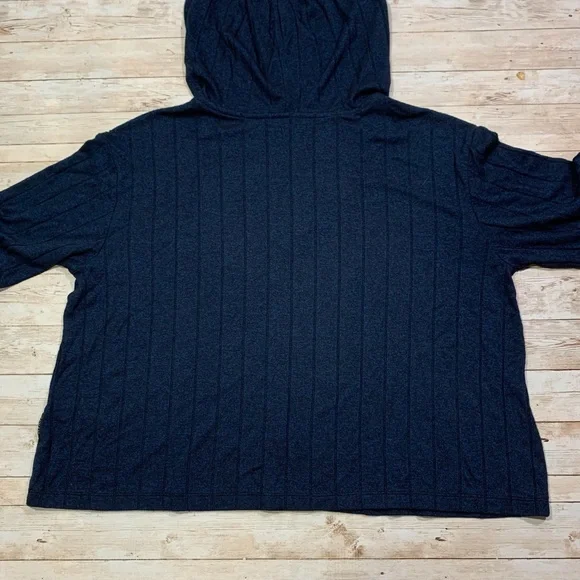 Athleta Blue Harmony Pose Cropped Hoodie Lightweight Pullover Size M Medium Blue - Picture 8 of 11